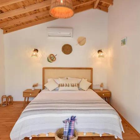 Hétvégi ház Neamakri Bungalow